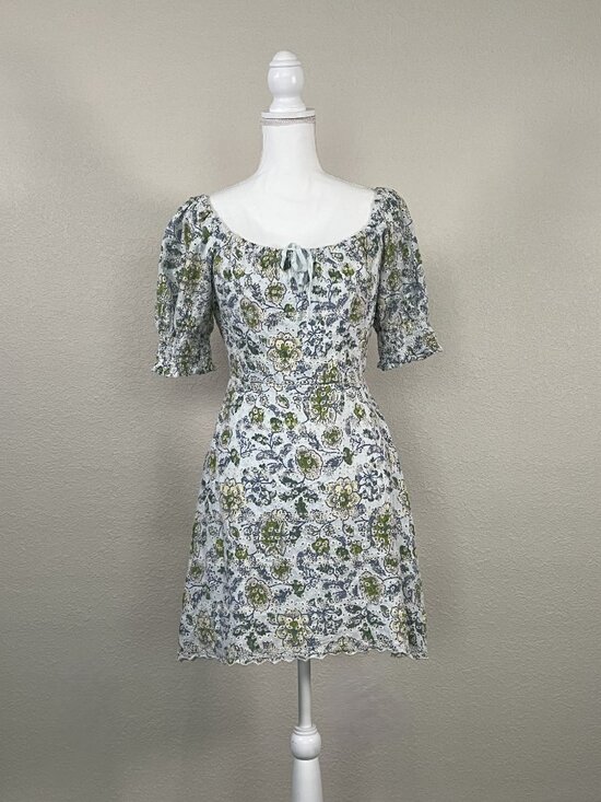 Avec Les Filles Dresses & Skirts - Avec Les Filles Baby Blue Floral Eyelet Lace Puff Sleeve Mini Peasant Dress XS